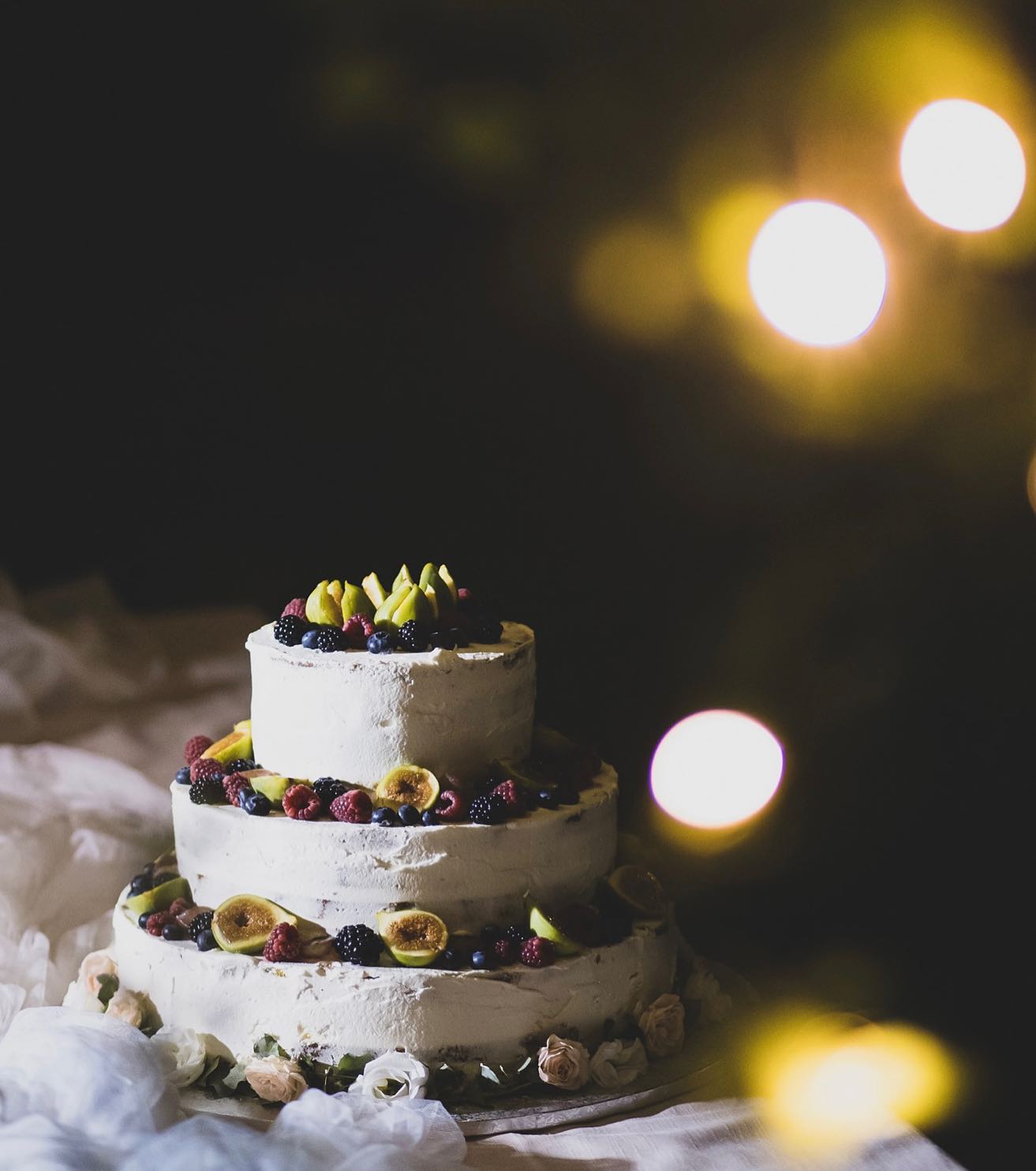 Wedding cake 

Photographer: @beatricemoricciphotographer 

.
.
.
.
.
.
.
.
